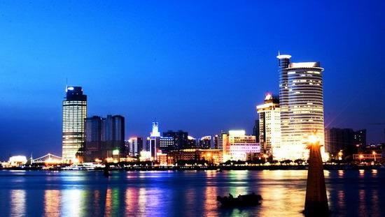 金磚廈門：打造國(guó)際會(huì)議新坐標(biāo)——訪廈門市會(huì)議展覽事務(wù)局局長(zhǎng)王瓊文