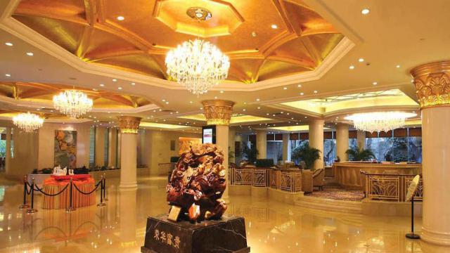 南京明發珍珠泉大酒店