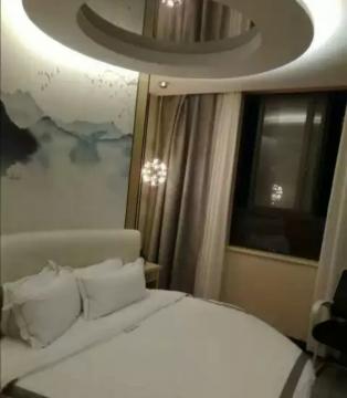 南京市建鄴區路路旅館（芒果酒店）